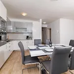 Melanie Apartament