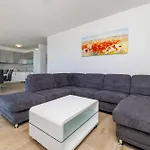 Apartament Melanie