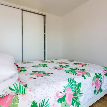 Melanie Apartment *