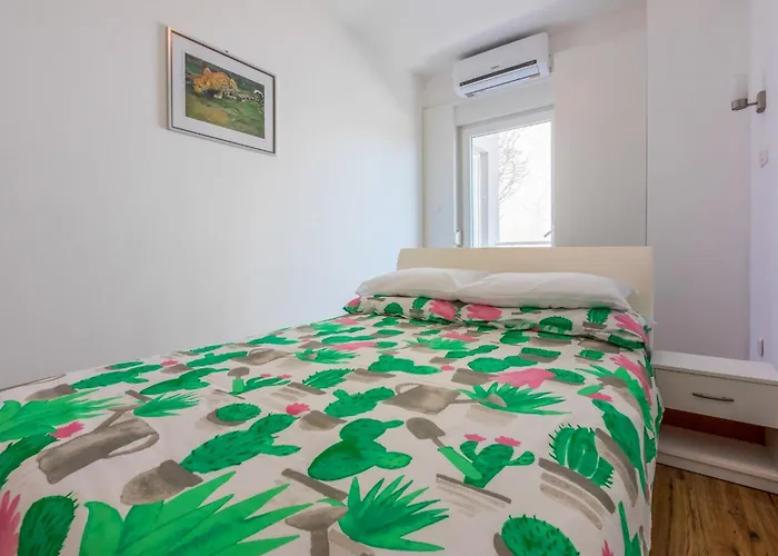 Апартаменты Melanie *