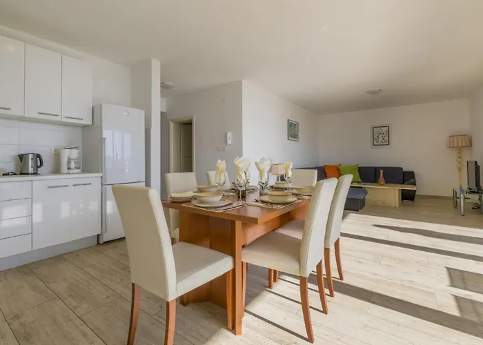 Melanie Апартаменты Цриквеница